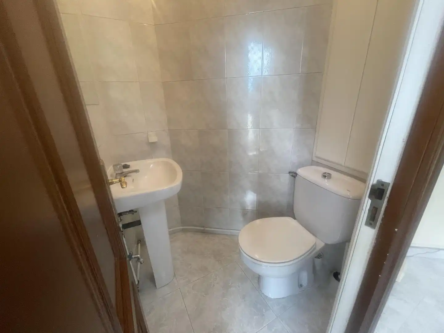 Bathroom of Commercial properties for rent in Carnota