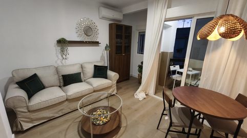 Photo 2 of Flat for rent in Avenida San Juan de la Salle, Cruz Roja, Sevilla Capital