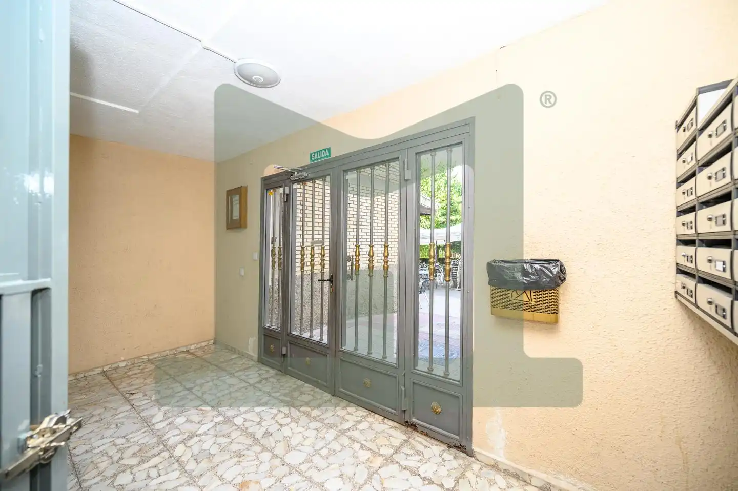 Piso en venta en Coslada con Calefacción, Terraza y Trastero