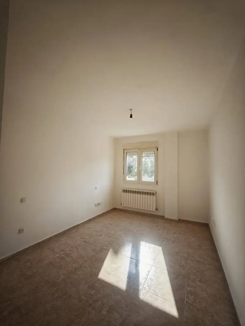 Habitación de Piso en venta en El Espinar con Calefacción, Jardín privado y Terraza