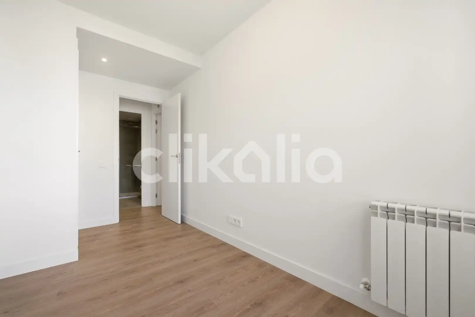 Schlafzimmer von Wohnung zum Verkauf in Madrid mit Klimaanlage, Heizung und Terrasse