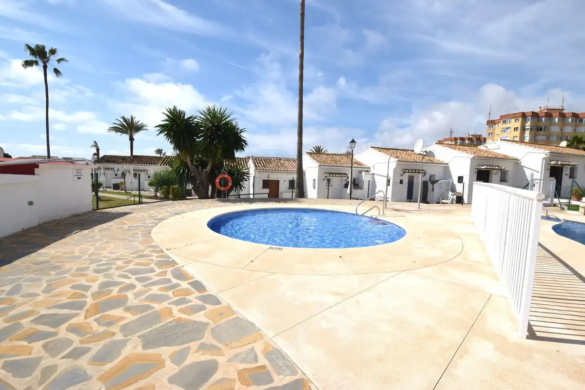 Piscina de Casa o chalet en venta en Mijas con Aire acondicionado, Calefacción y Jardín privado