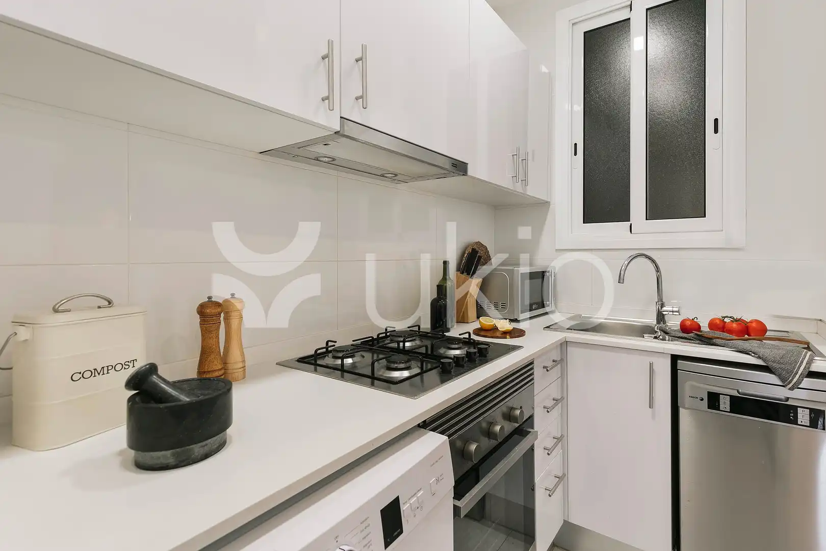 Apartamento con ascensor en alquiler en Carrer de Viladomat, imagen 14