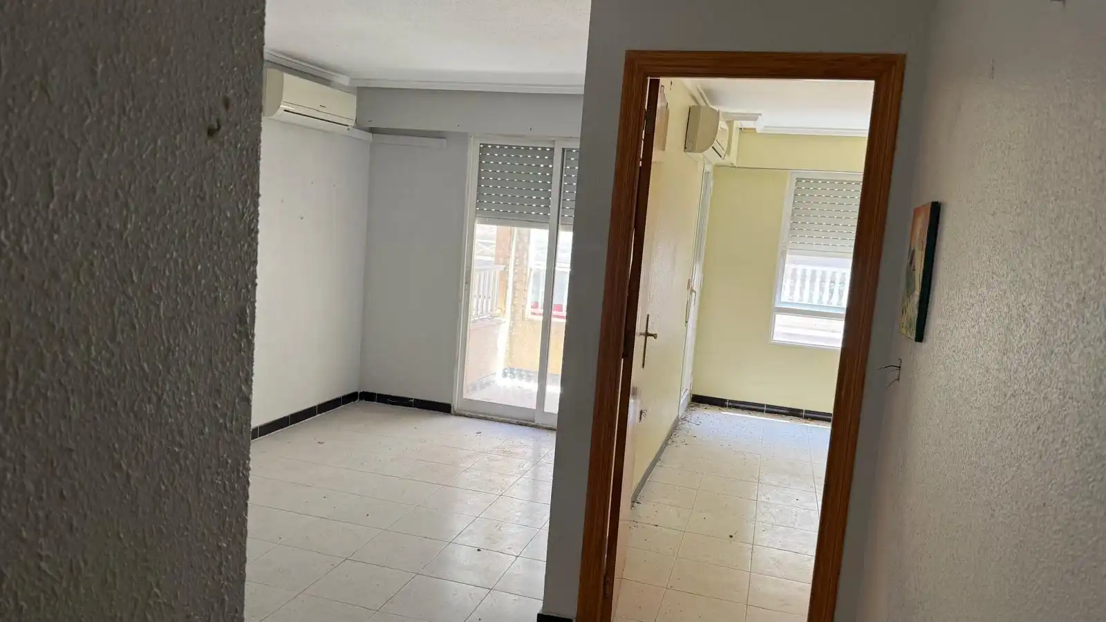 Piso en venta en Torrevieja con Terraza y Piscina comunitaria