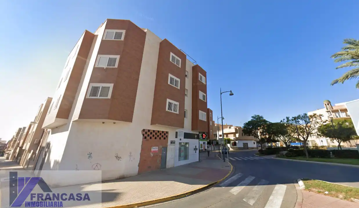 Piso en venta en El Ejido Ciudad, imagen 3