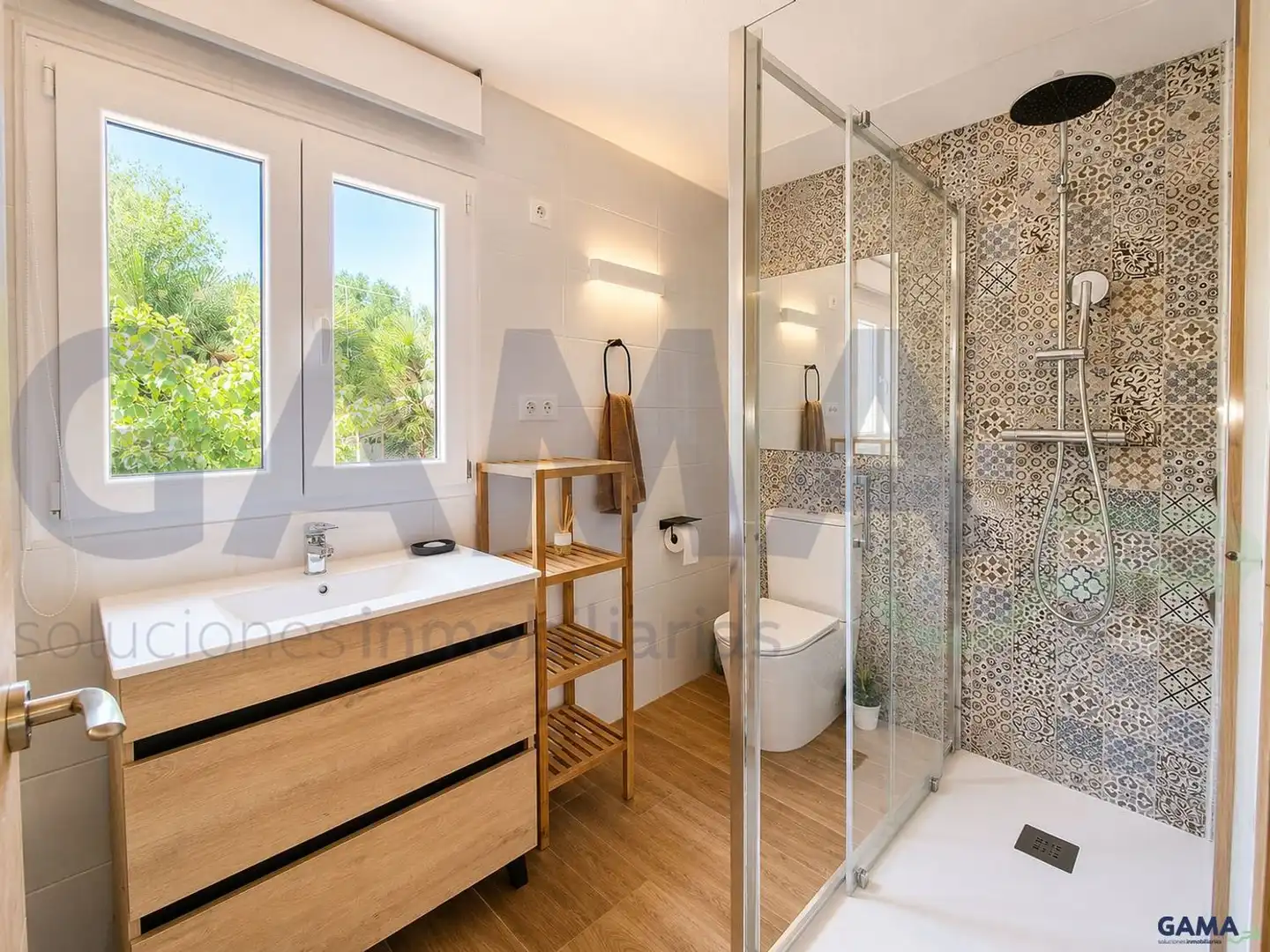 Bathroom of Houses for sale in Alberic  with Air Conditioner, Terrace and Swimming Pool