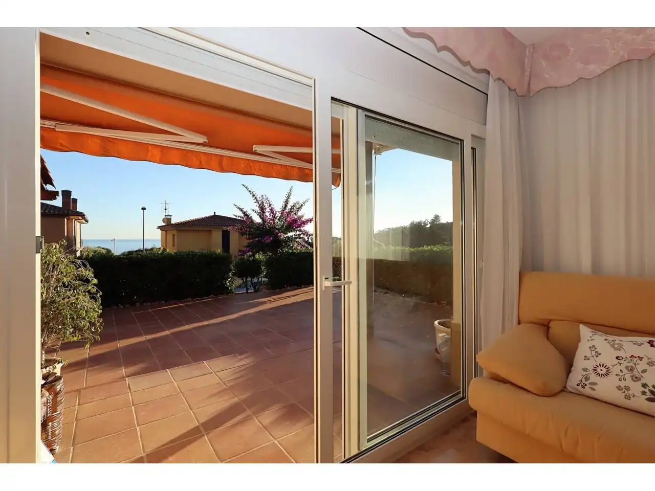 Haus mit Pool zum Verkauf in Calle Caterina Albert, imagen 42