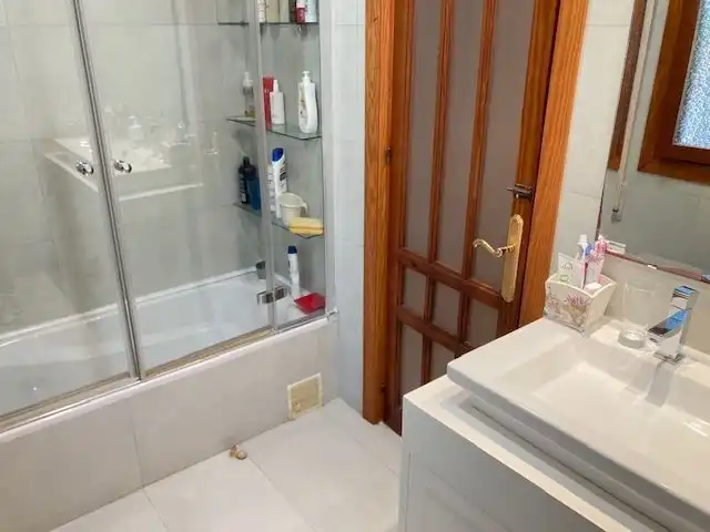 Bany de Casa o xalet en venda en Roquetas de Mar amb Aire condicionat, Calefacció i Jardí privat
