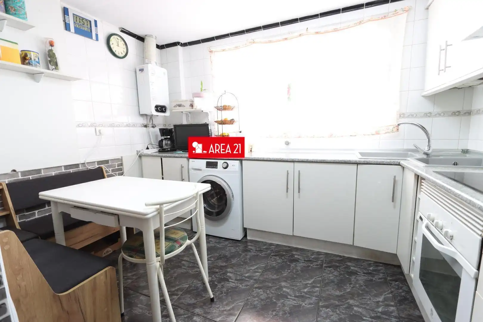 Cocina de Piso en venta en Valencia con Aire acondicionado y Balcón