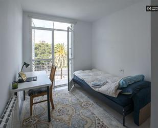 Bedroom of Flat to share in  Valencia Capital  with Air Conditioner and Terrace