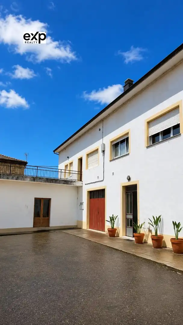 Vista exterior de Piso en venta en Cervo con Calefacción, Jardín privado y Terraza