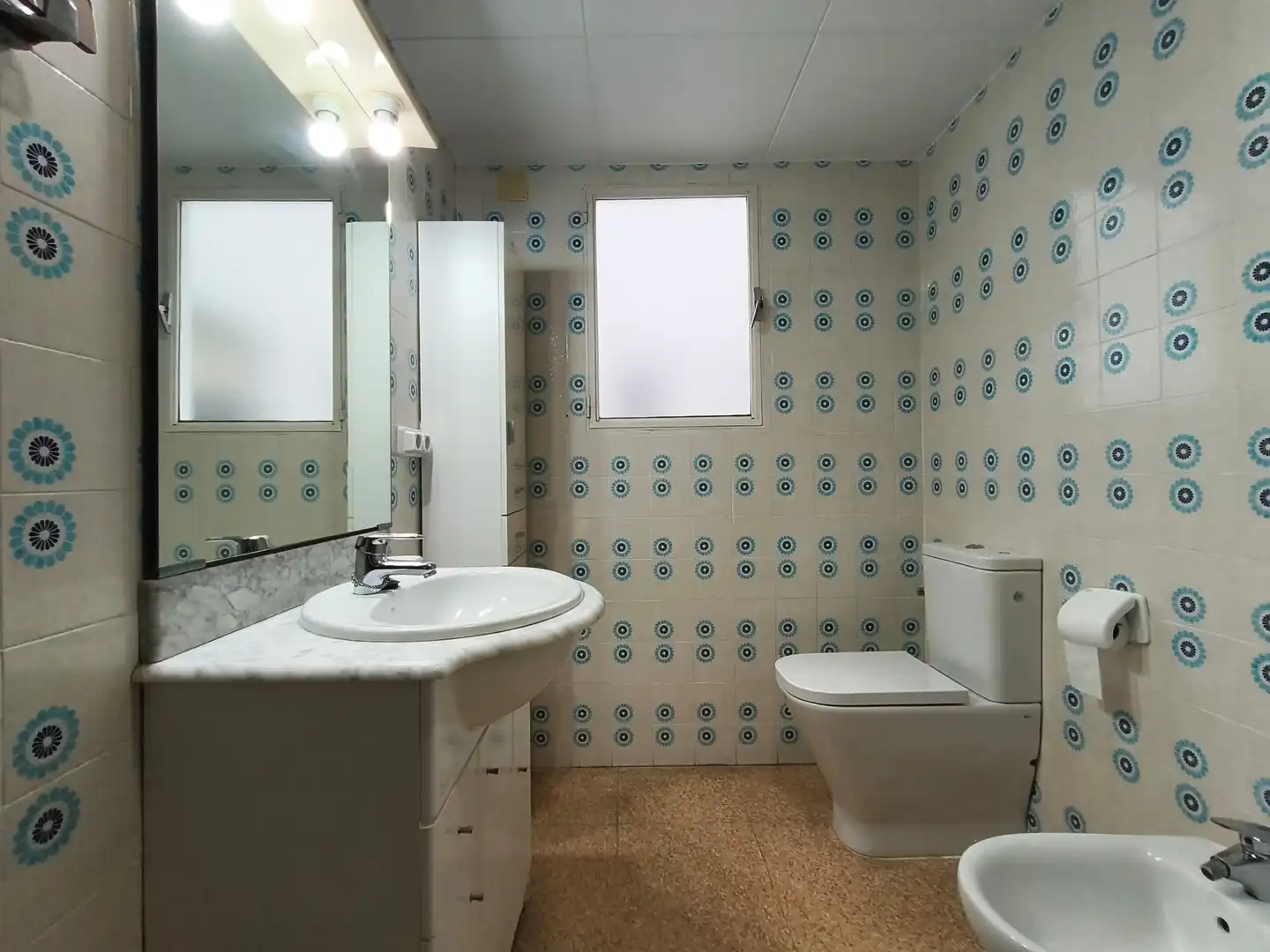 Baño de Piso en venta en Alcoy / Alcoi con Aire acondicionado, Trastero y Amueblado