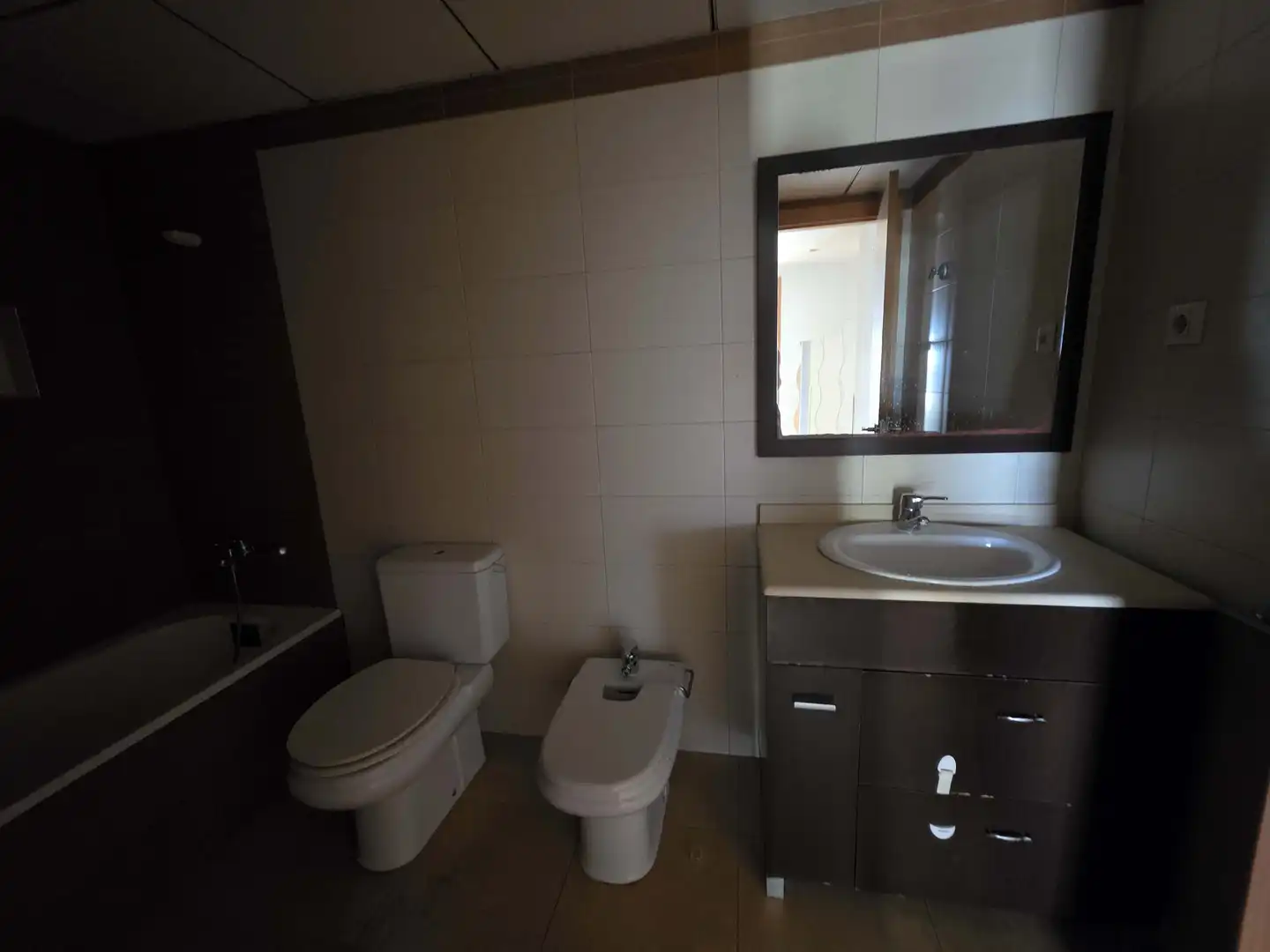 Badezimmer von Wohnung zum Verkauf in Torredembarra mit Klimaanlage, Heizung und Balkon