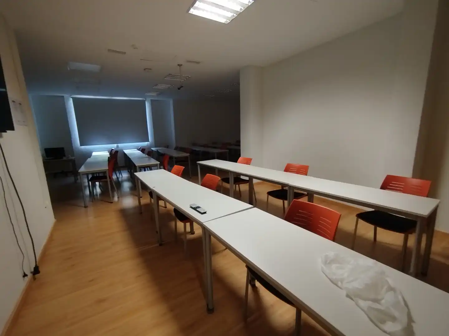 Commercial properties for sale in Castellón de la Plana / Castelló de la Plana  with Air Conditioner, Parquet flooring and Furnished