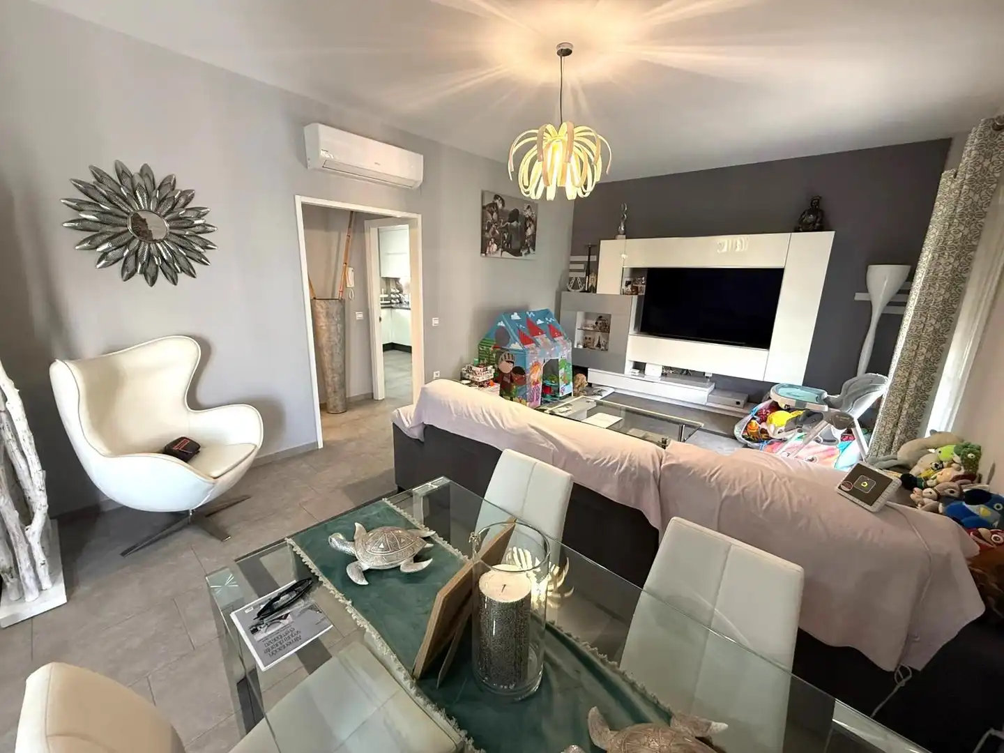 Sala d'estar de Casa o xalet en venda en La Algaba amb Terrassa
