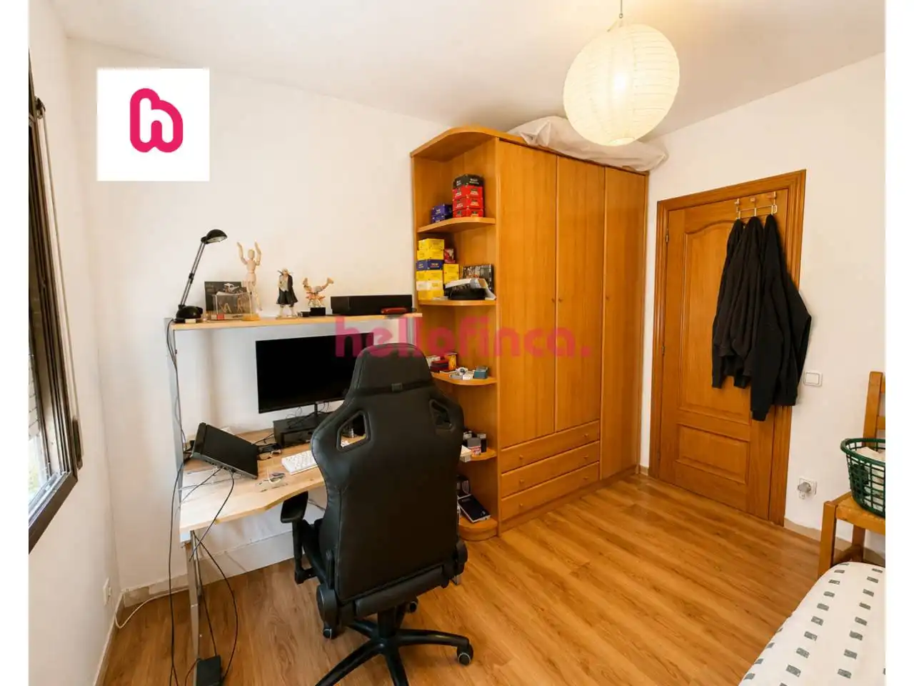 Detached house with pool for sale in Calle Vallès, imagen 27