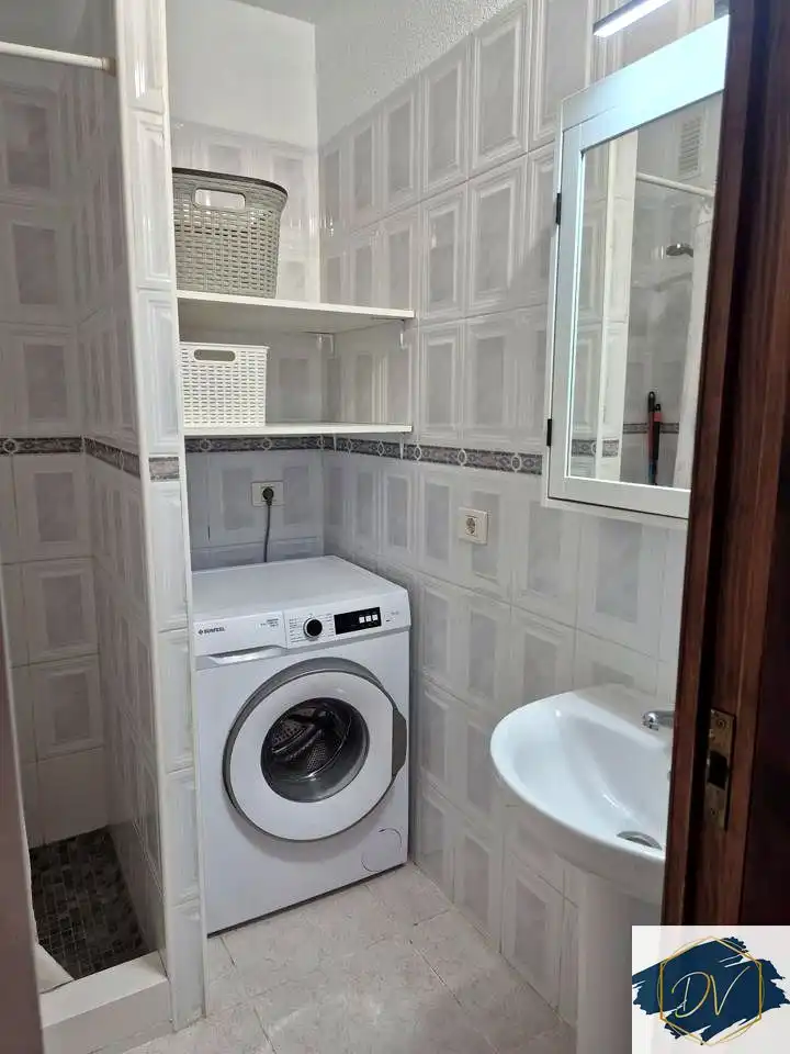 Bathroom of Ground floor for sale in Los Cristianos