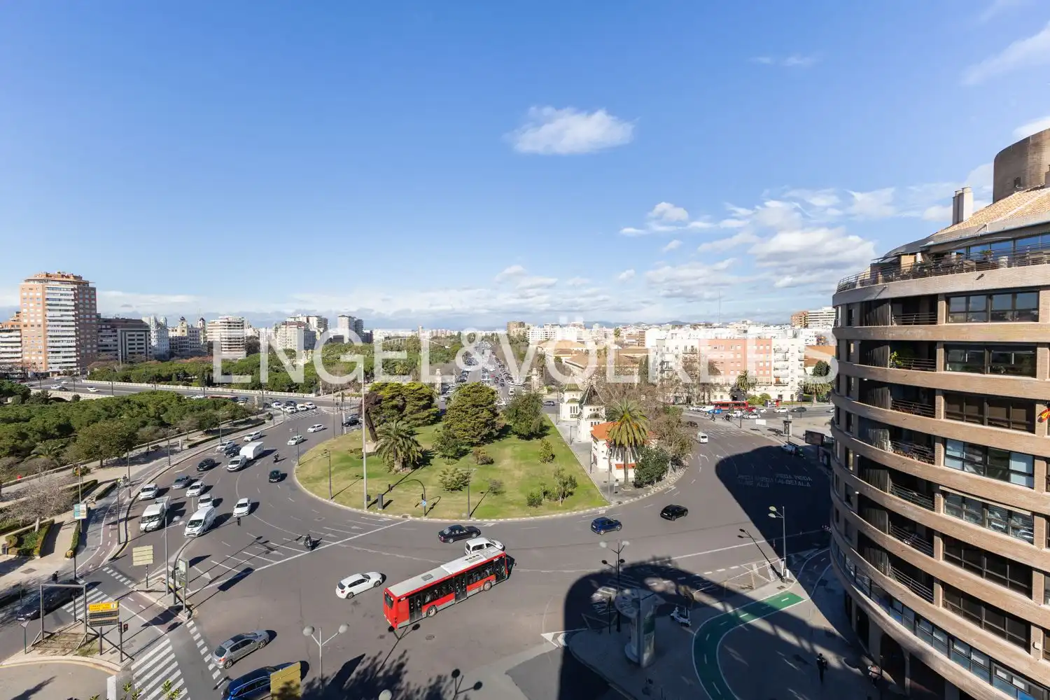 Vista exterior de Piso de alquiler en Valencia con Aire acondicionado, Calefacción y Amueblado