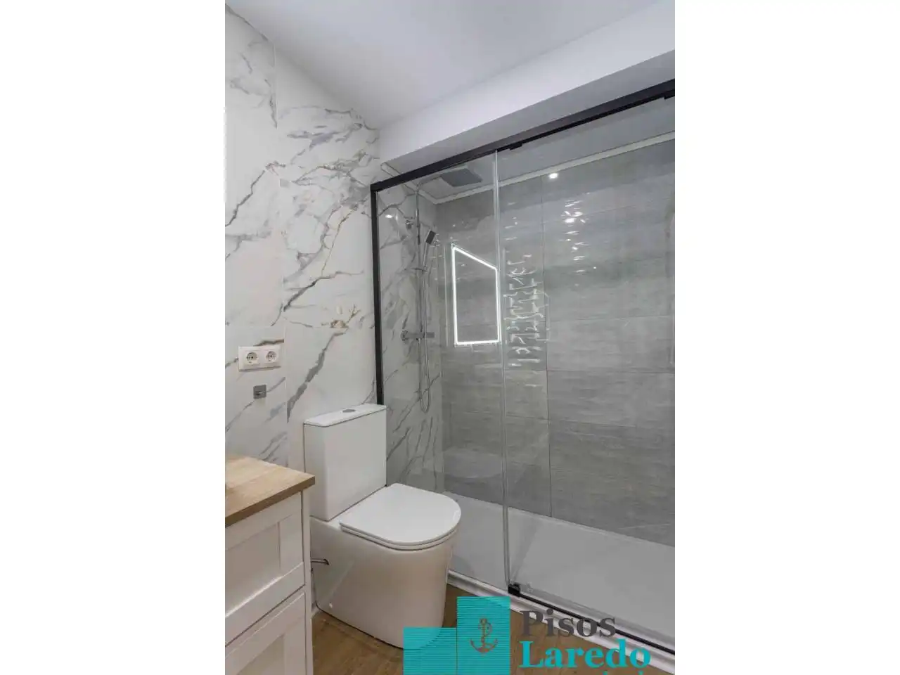 Piso en venta en Calle Santa María, 18, Centro