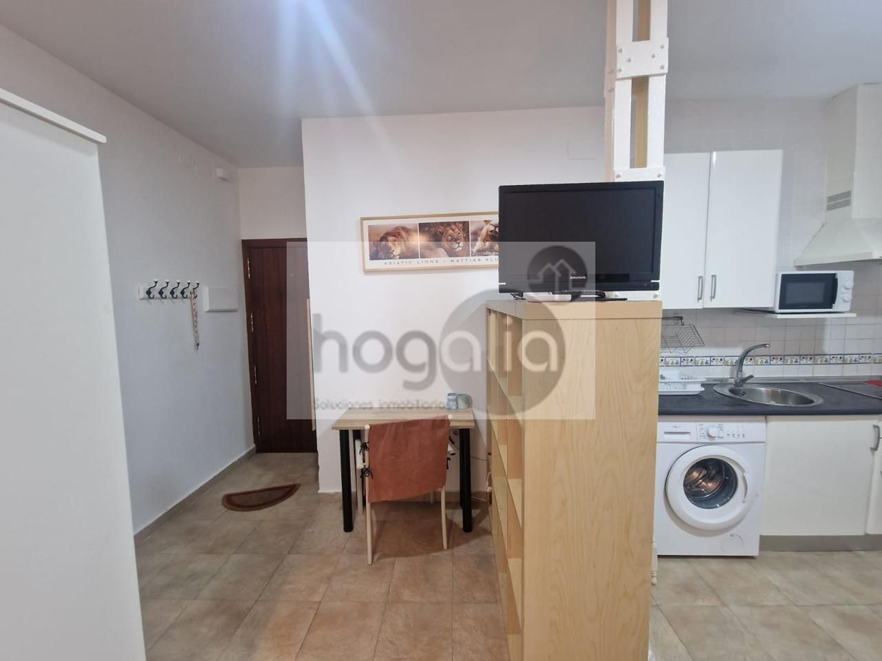 Cuina de Estudi de lloguer en  Sevilla Capital amb Aire condicionat i Moblat