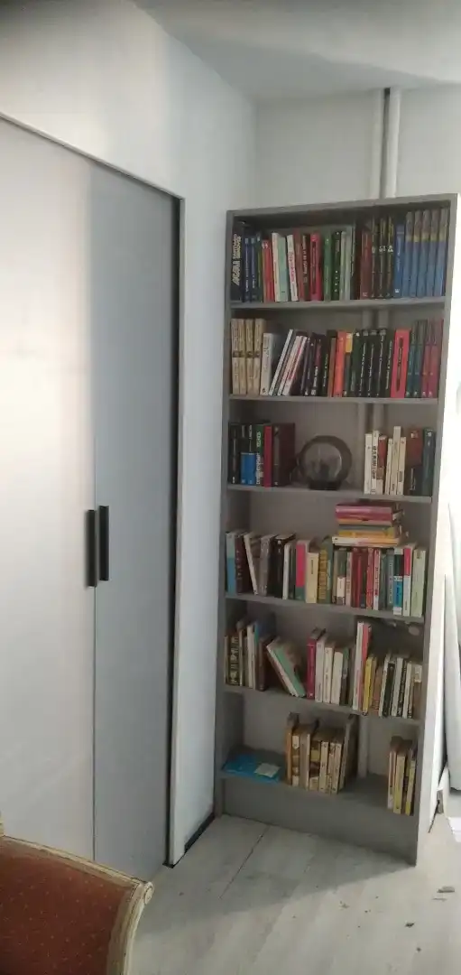 Dormitori de Pis de lloguer en Valladolid amb Parquet, Moblat i Rentadora