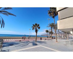 Vista exterior de Pis en venda en  Almería Capital amb Terrassa i Moblat