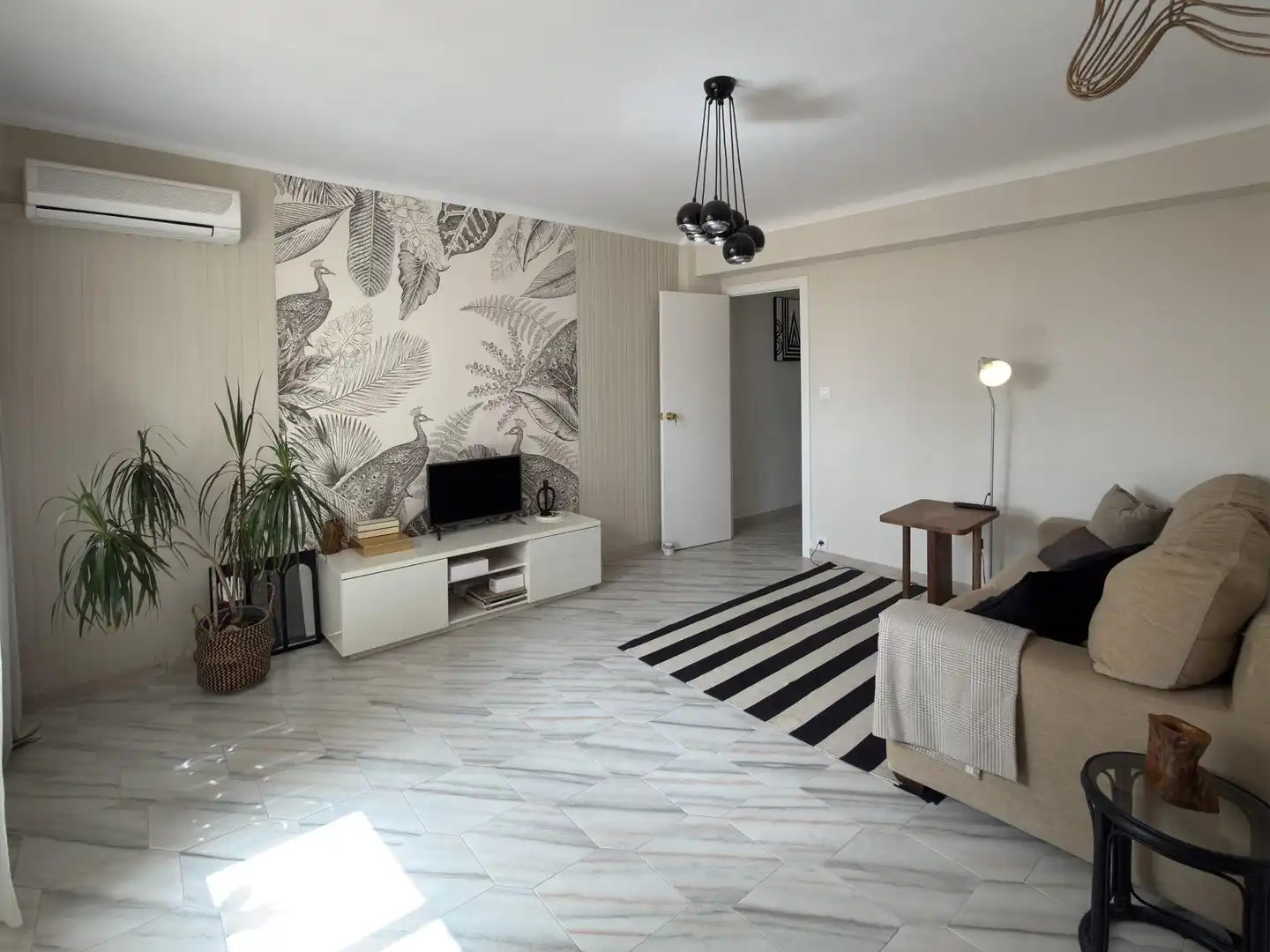 Flat with terrace for sale in Calle ALCALA, imagen 2