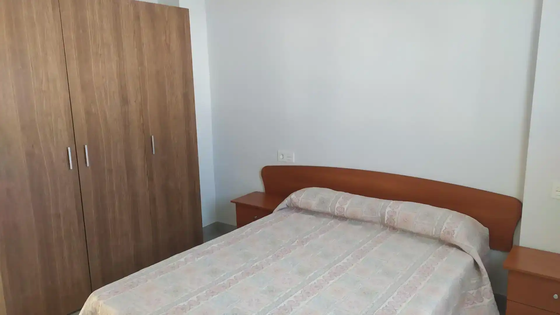 Schlafzimmer von Wohnung zur Miete in Armilla