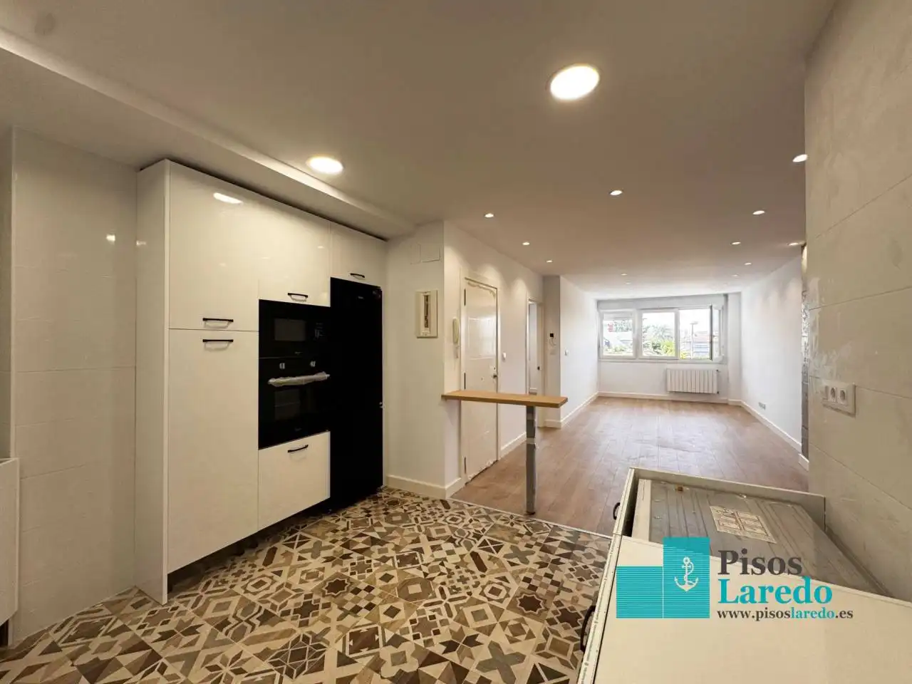 Küche von Wohnung zum Verkauf in Laredo mit Heizung