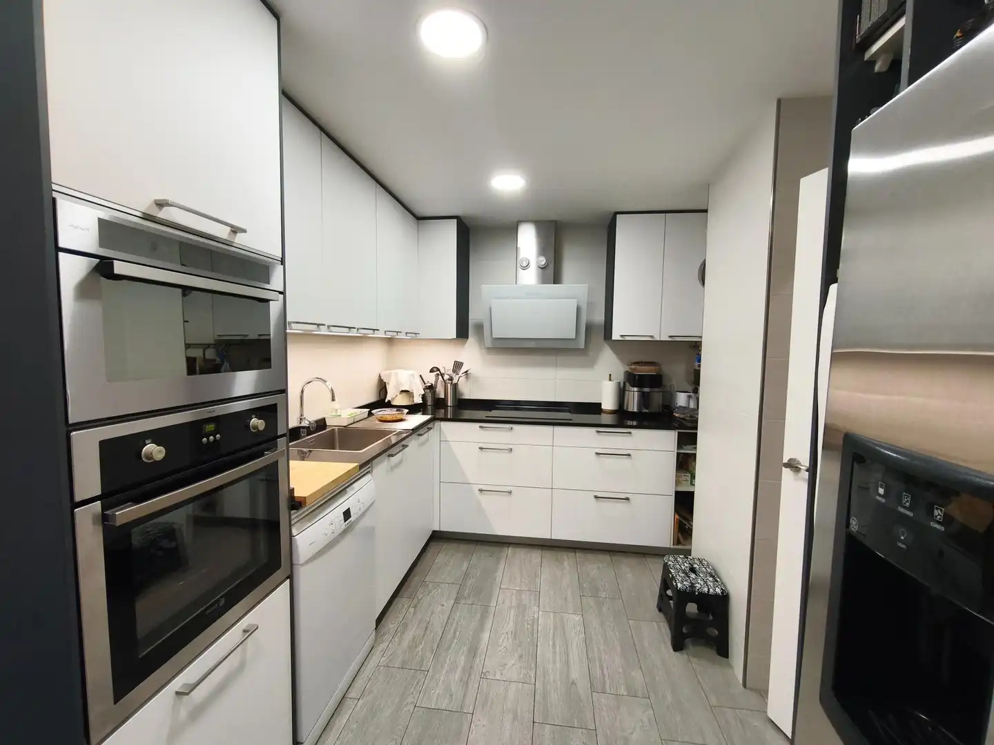 Cocina de Piso en venta en Madrid con Calefacción