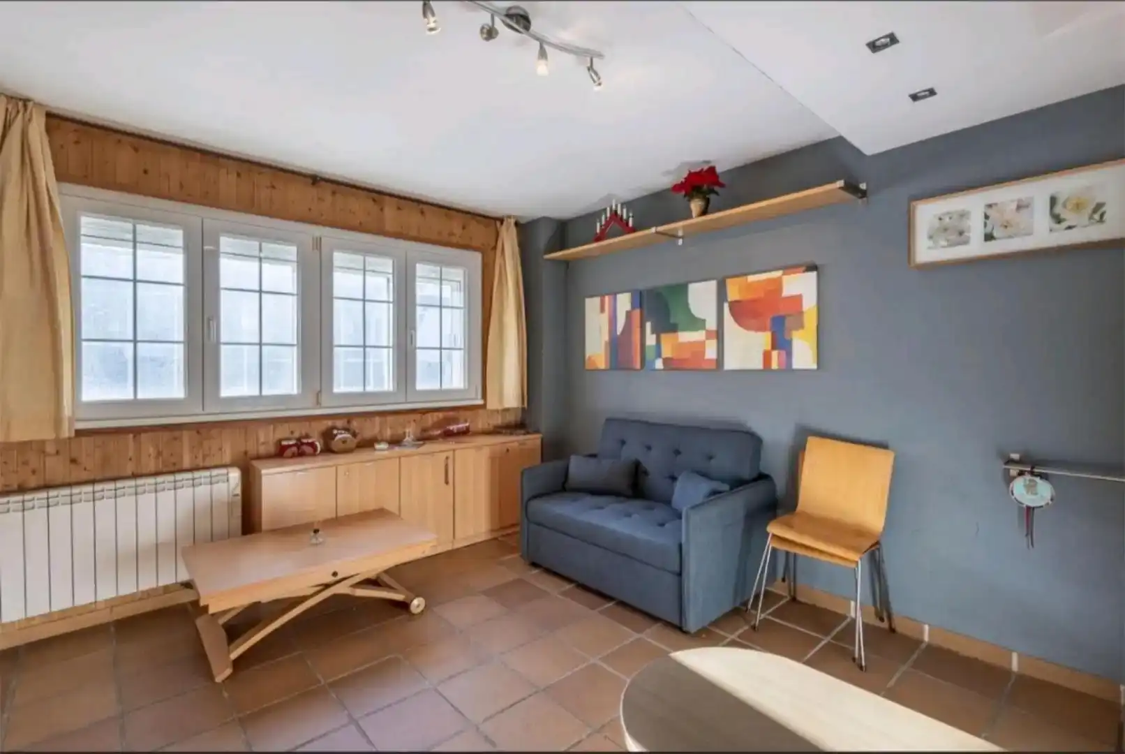 Sala d'estar de Pis de lloguer en Sierra Nevada amb Piscina