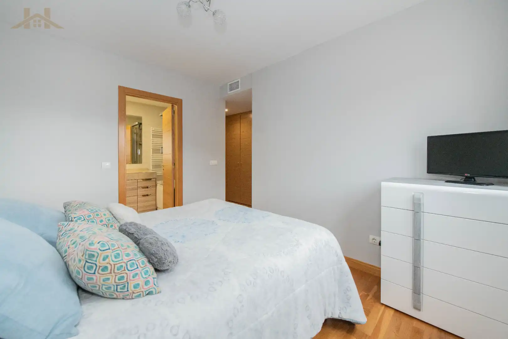 Bedroom of Flat for sale in Arganda del Rey  with Air Conditioner, Heating and Parquet flooring