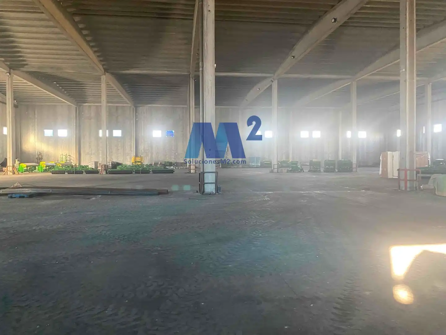 Parkplatz von Fabrikhallen zum Verkauf in Torrejón del Rey