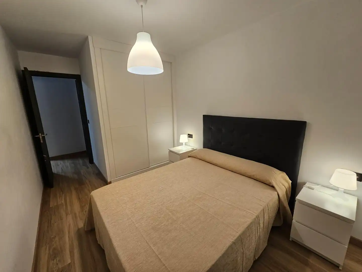 Dormitori de Casa o xalet en venda en Miño amb Jardí privat, Terrassa i Traster