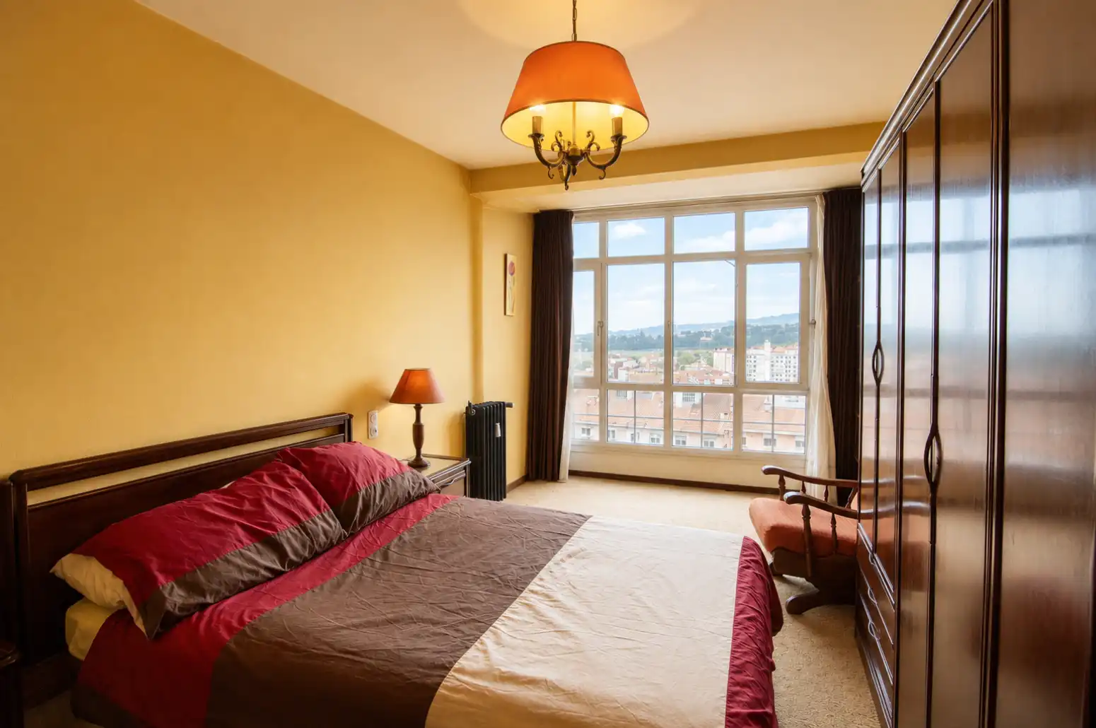 Habitación de Piso en venta en Oviedo  con Calefacción y Parquet