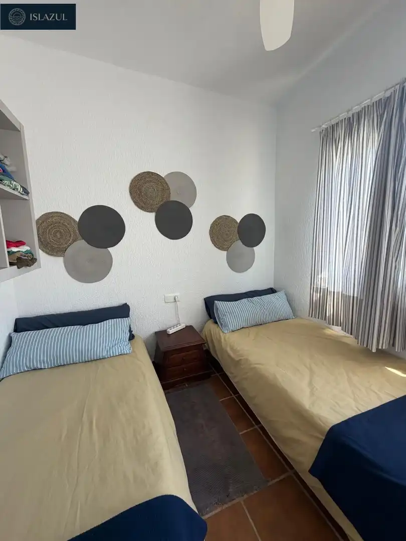 Schlafzimmer von Maisonette zum Verkauf in Islantilla mit Klimaanlage, Heizung und Privatgarten