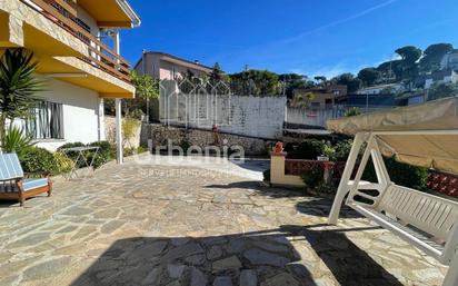 Vista exterior de Casa o xalet en venda en Tordera amb Calefacció, Piscina i Moblat