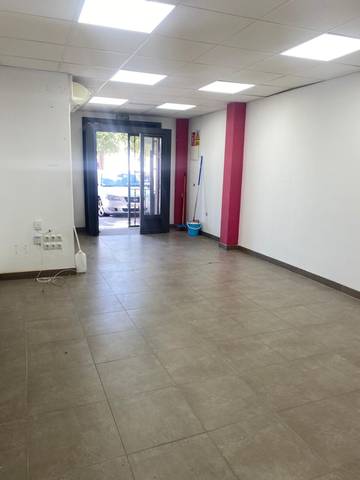 Local comercial en Alquiler en Sevilla la Nueva