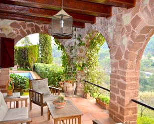 Terrasse von Country house zum verkauf in Castellví de Rosanes