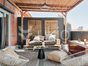 Apartament amb ascensor de lloguer a Carrer d'Aribau
