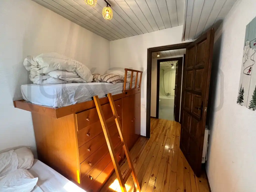 Habitación de Apartamento en venta en Naut Aran