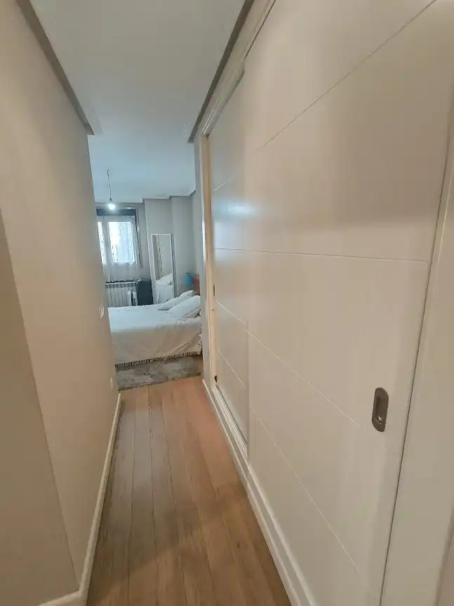 Schlafzimmer von Wohnung zum Verkauf in Oviedo  mit Heizung und Abstellraum