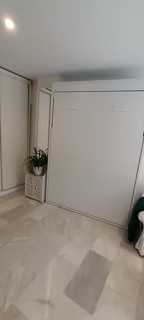 Schlafzimmer von Erdgeschoss zur Miete in La Zubia mit Klimaanlage, Heizung und Möbliert