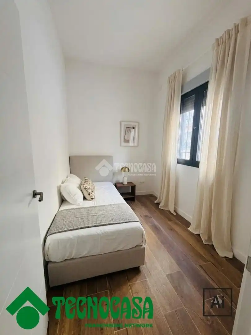 Bedroom of Flat for sale in Toledo  with Air Conditioner and Private garden