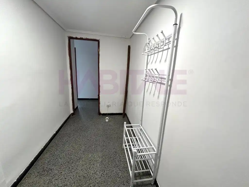 Flat for rent in Valencia  with Furnished