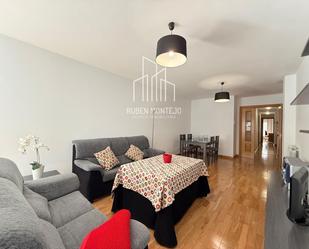 Living room of Flat for sale in Béjar  with Heating, Parquet flooring and Terrace
