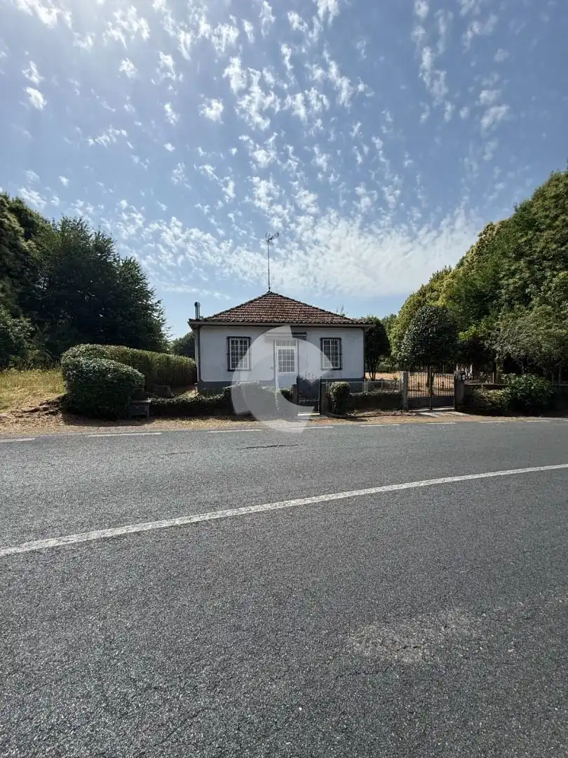 Vista exterior de Casa o xalet en venda en Vilamarín amb Calefacció i Jardí privat