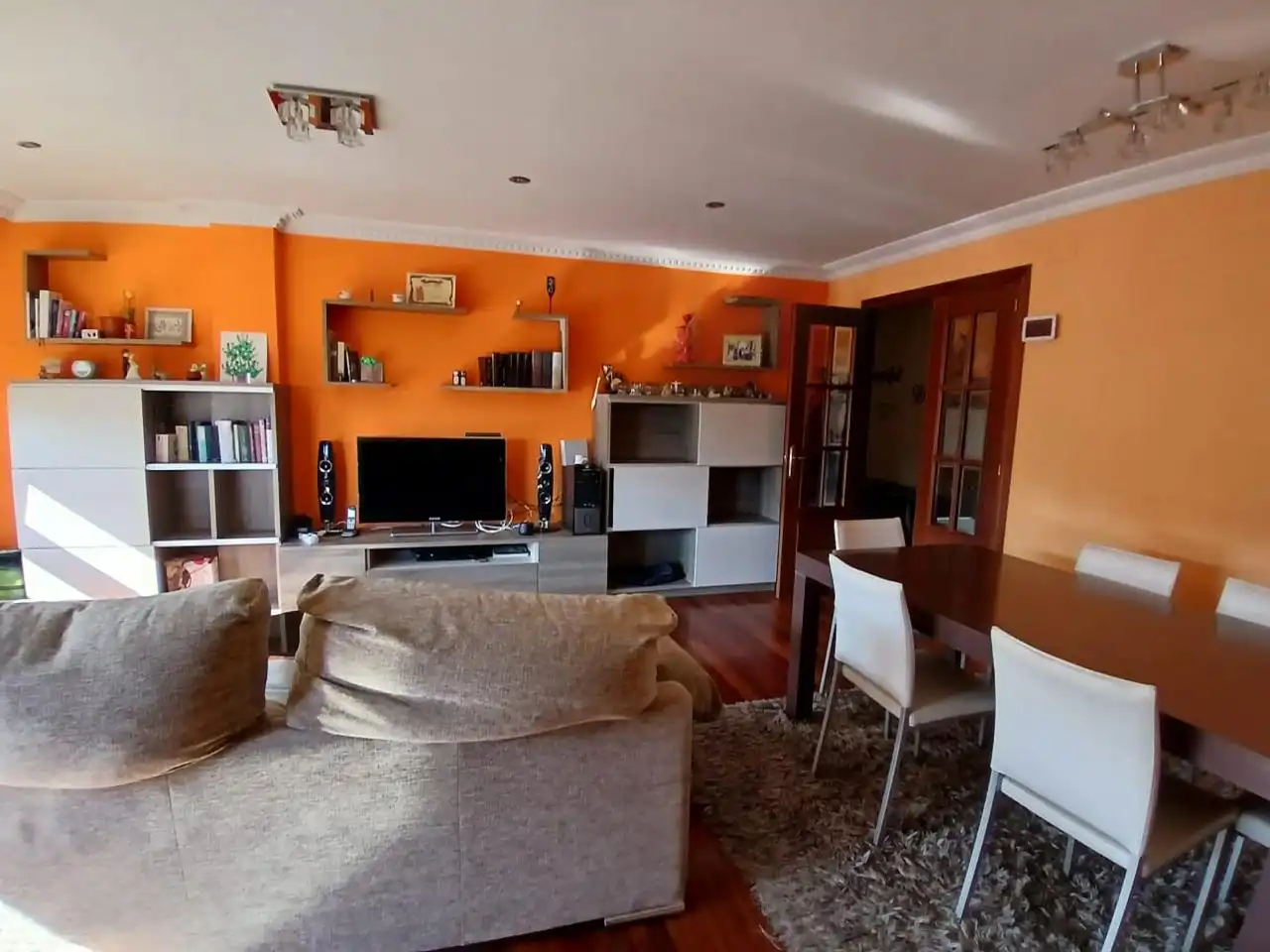 Living room of Flat for sale in Castro-Urdiales  with Heating, Parquet flooring and Terrace