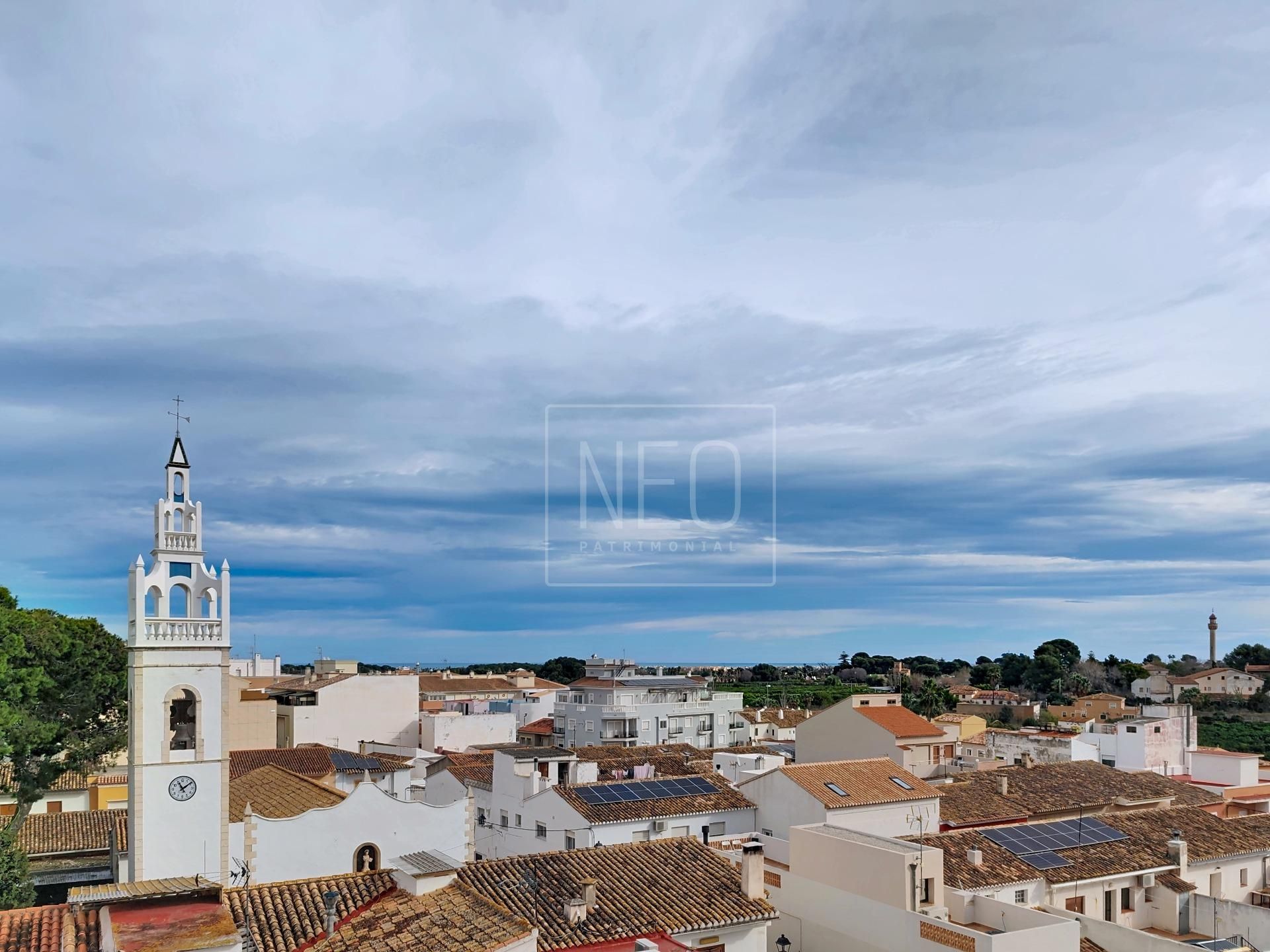 Außenansicht von Dachboden zum Verkauf in Dénia mit Klimaanlage und Terrasse