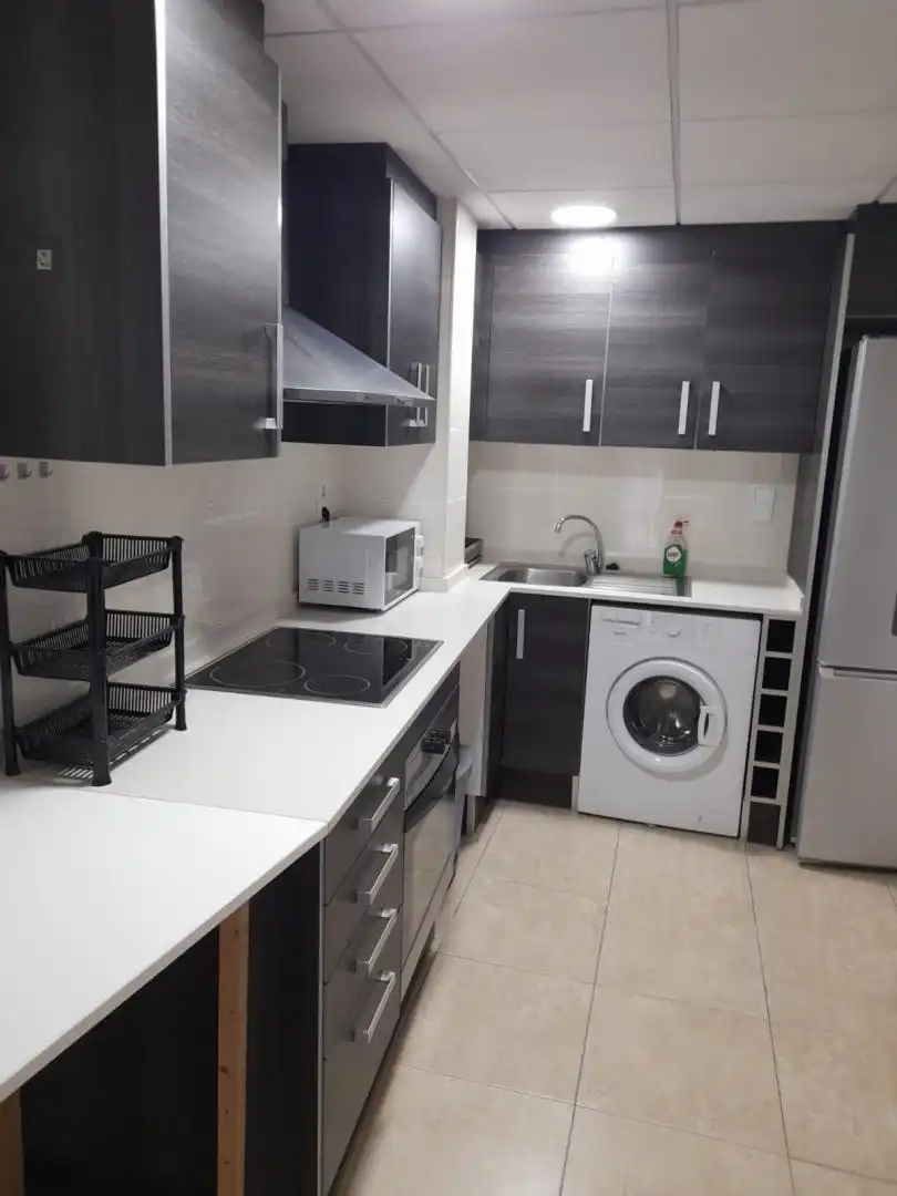 Cuina de Pis en venda en Tortosa amb Calefacció, Traster i Moblat